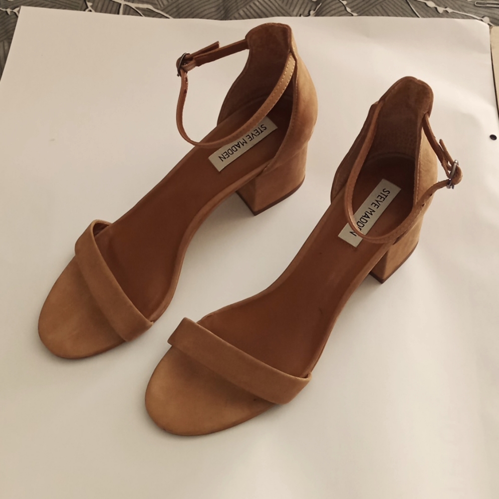 "IRENE" STEVE MADDEN STRAP SANDALS - Picture 2 of 7